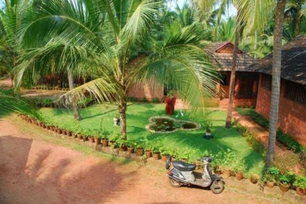 Pranav Beach Resort Kannur Eksteriør bilde