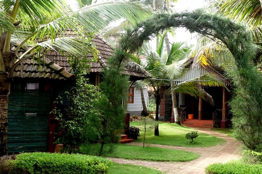 Pranav Beach Resort Kannur Eksteriør bilde